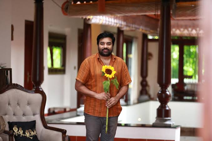 Paranthu Po: actor shiva