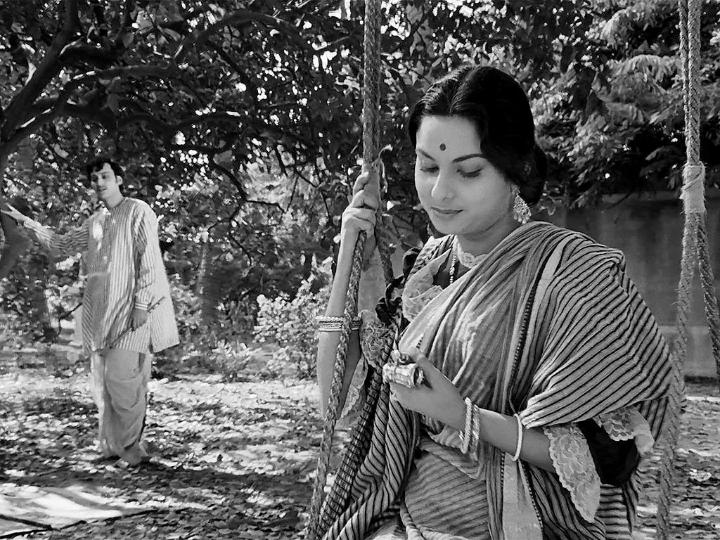 satyajit ray's charulata